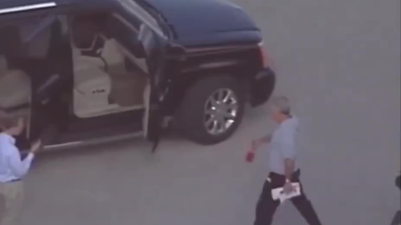 After Jeffrey Epstein pleaded guilty to ch*ld prost*tution in 2008, He Went to Israel