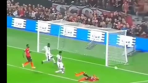 Goalkeeper Got Stuck in the Net?! Comedy on the Pitch!
