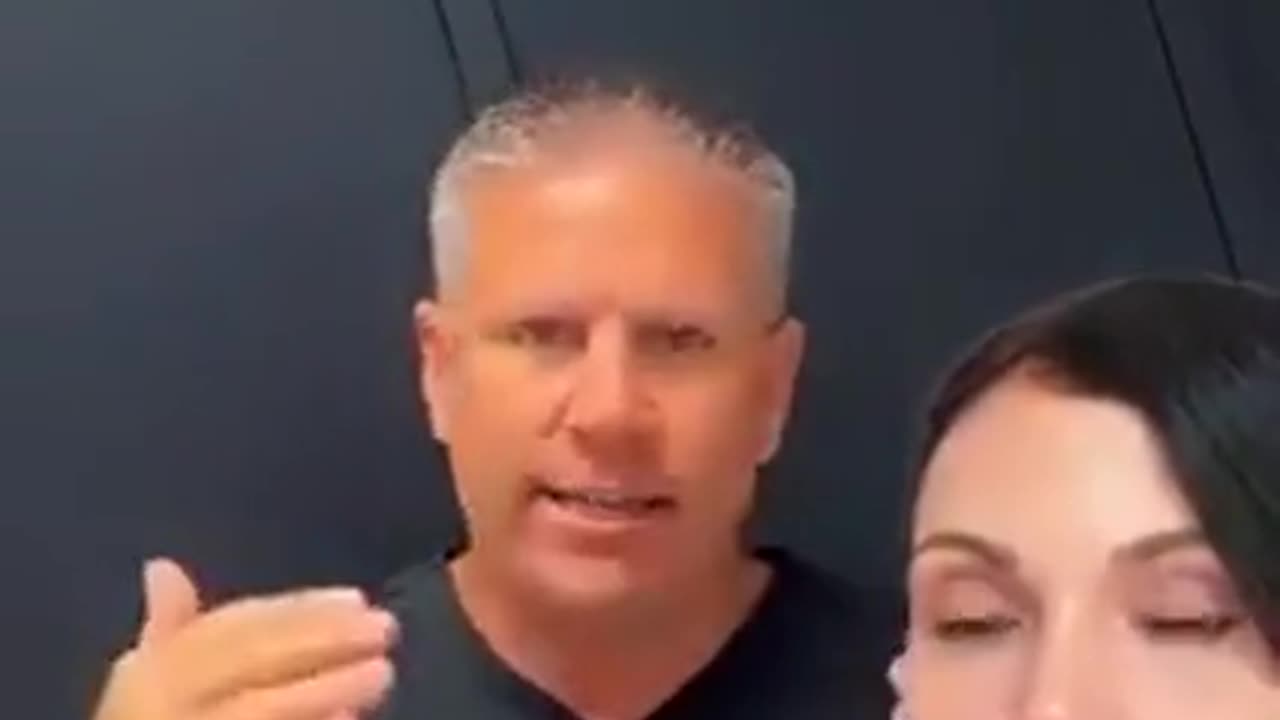 DOCTOR EXPLAINS TEN 🦠 SIGNS OF PARASITES