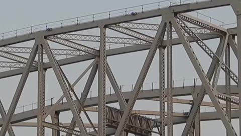 #TradeTensions #USCanada #Tariffs #GlobalEconomy #SupplyChainRisks