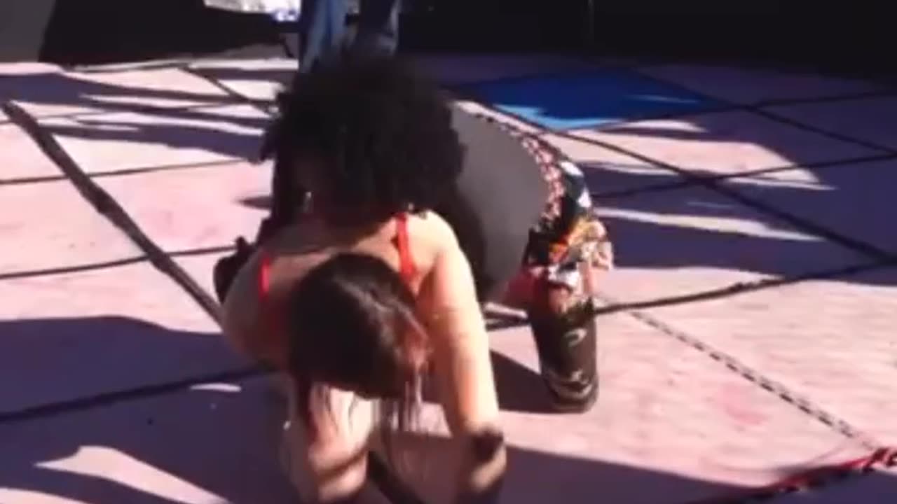 FASTEST women's MMA match EVER🤯💨#mma #mmafighter #fight #fighter