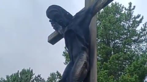 Someone tried to burn a cross with Jesus Christ in a cemetery in UK.