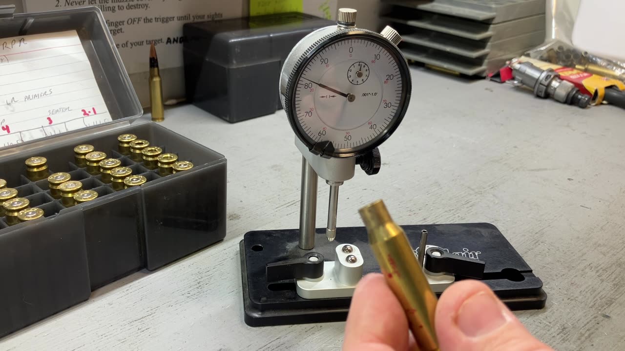 Lee neck sizing collet die , neck concentricity