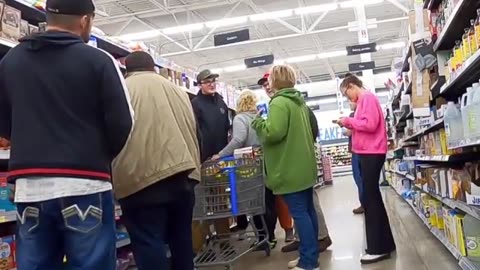 Loud TURKEY FARTS in Public - Funny Fart Prank