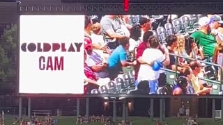 THE COLDPLAY CAM IS THE BEST!!!😭🤣🤣🤣