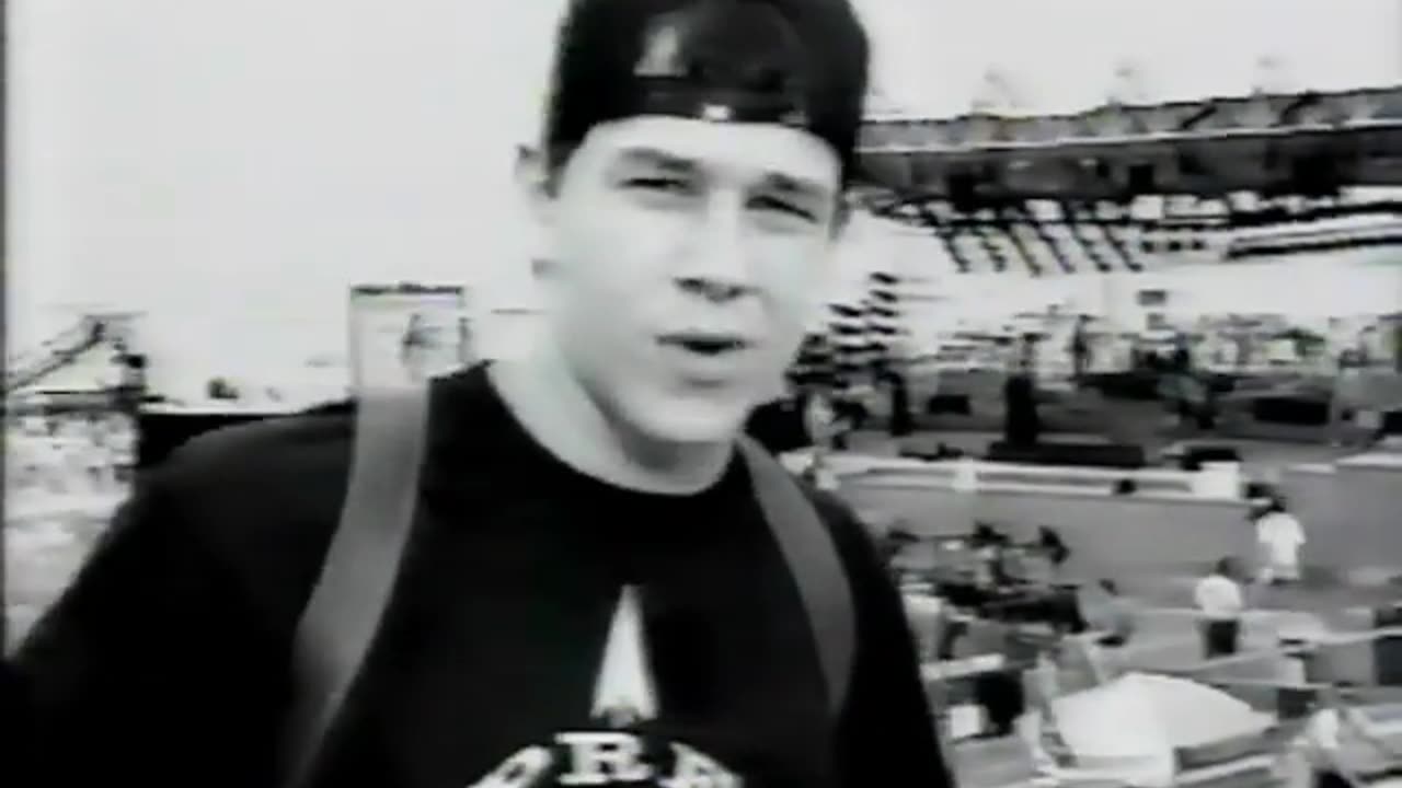Marky Mark Wahlberg says 1992 MTV Spring Break is going to be ＂MAD＂HD
