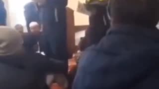 In Ireland they want to hire Islamic policemen.