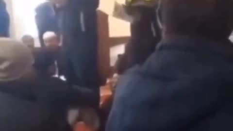 In Ireland they want to hire Islamic policemen.