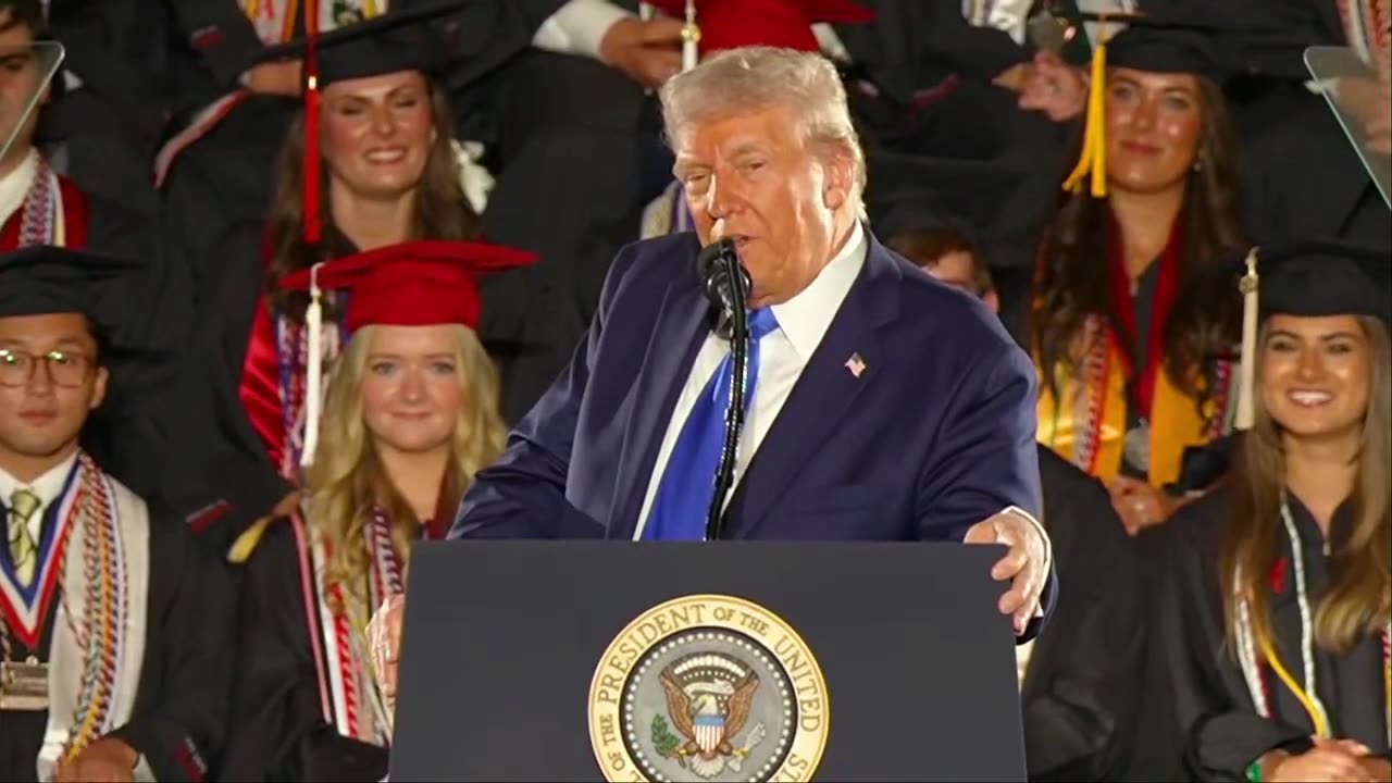 WE DO A LITTLE FLOSSING...😎🇺🇸