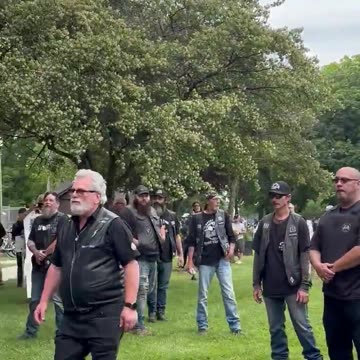 Detroit Highway Men Attend Protest , Break Nose