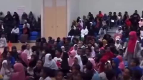 This is an actual public school in Minneapolis.. wtf happened to that city..!?