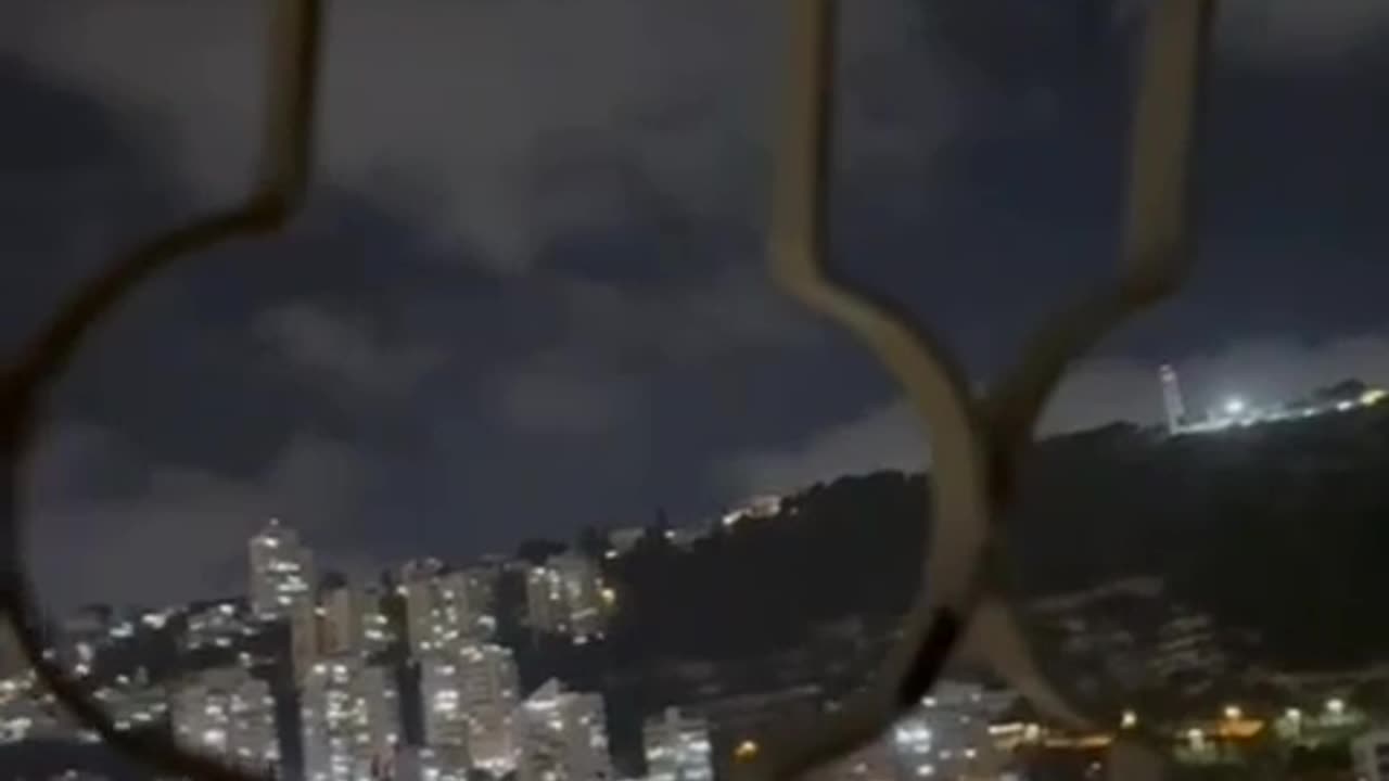 —❗️🇮🇱/🇮🇷 More footage of the impacts in Haifa