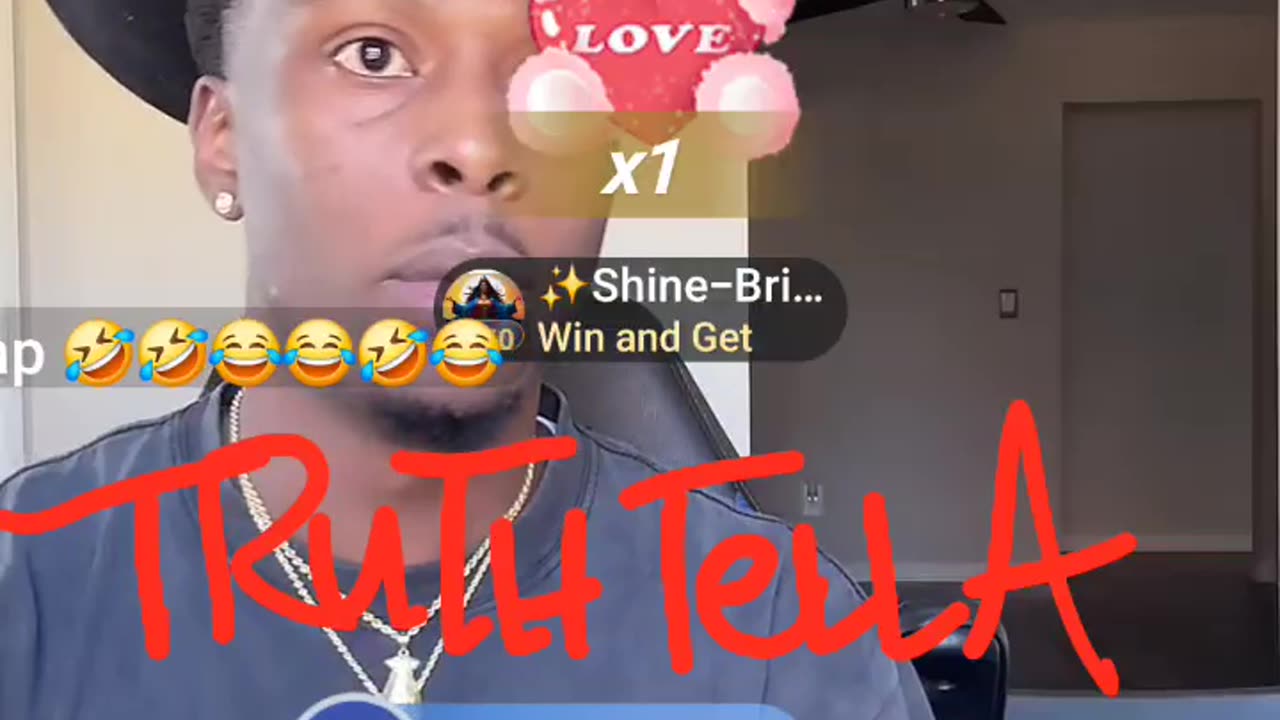 NOCAP LIVE WHILE GETTING EXPOSED BY TRANNY RUNS FROM TEAM PK