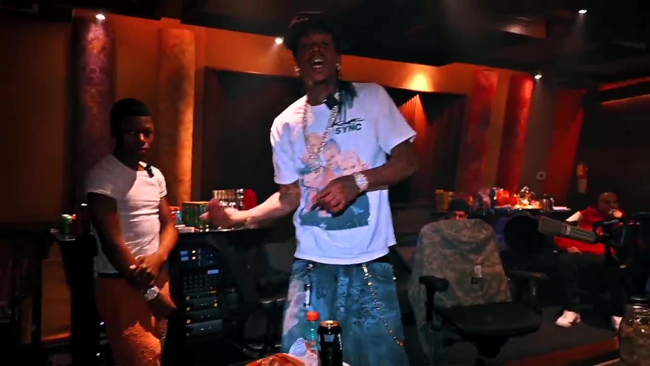 Wiz Khalifa ft. Rakai - What You Waiting 4