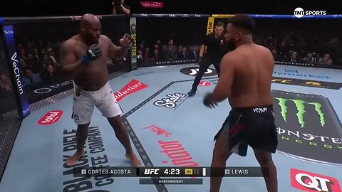 Waldo Cortes-Acosta vs. Derrick Lewis | UFC Fight Highlights
