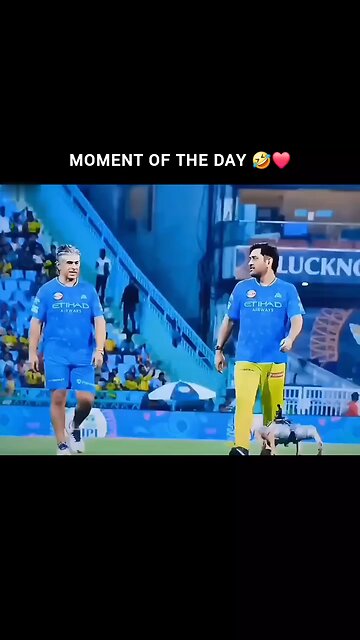 MS Dhoni Fun time with robo pet