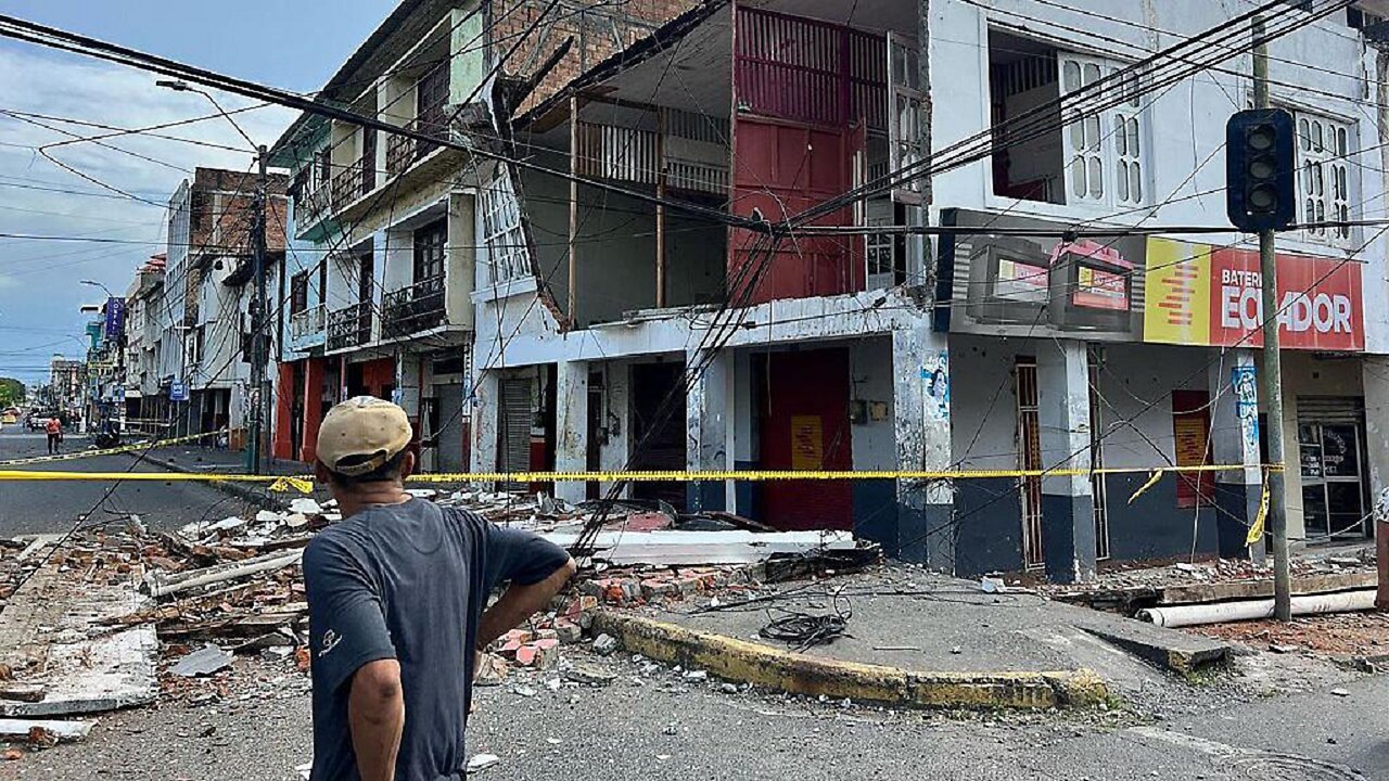 Ecuador 6.3 Quake Injures 20 And Causes Widespread Damage - Severe Storms Rock Central US Into May