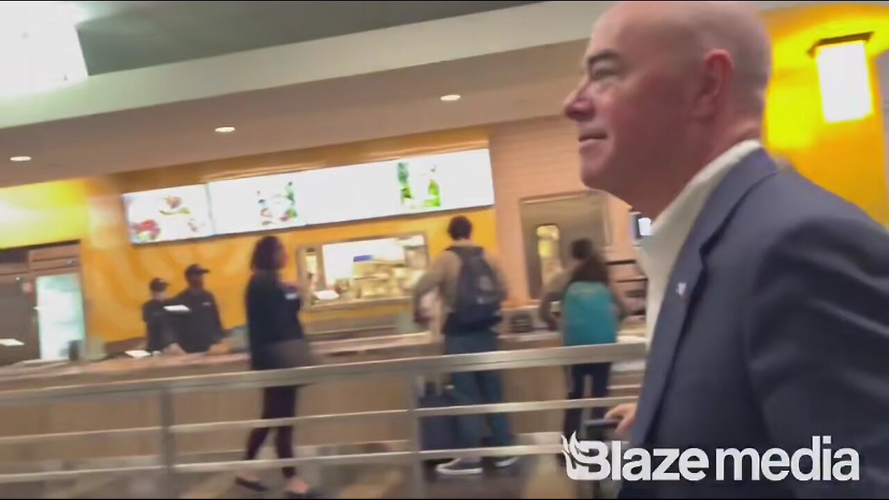 Mayorkas asked by reporter at the airport, he’s asked questions but refuses to answer,traitor