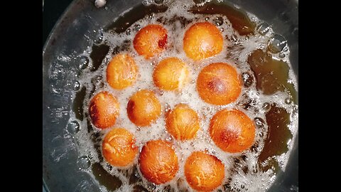 Indian Sweet Rose Water Berry (Gulab Jamun)