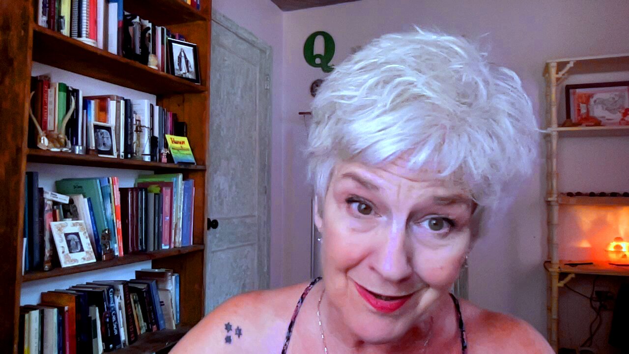 Lady Melody reads Voyage of the Dawn Treader-episode 3