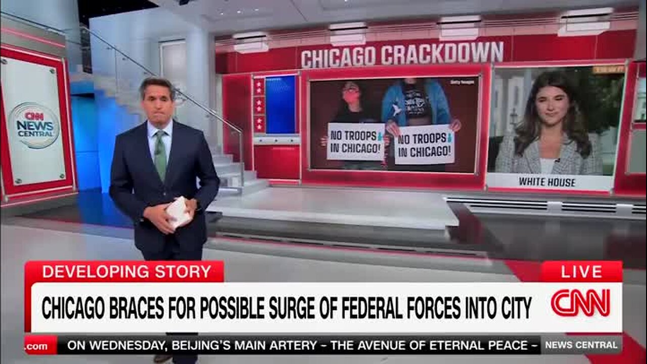 Illinois Lt. Gov.: Trump ‘Wants to Manufacture a Crisis’ in Chicago