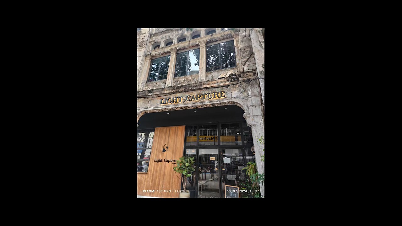 Light capture cafe kuala lumpur