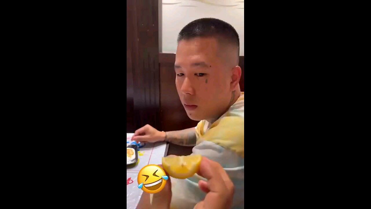 whaaaaat😂😂😂😂