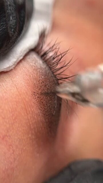 Permanent eyeliner tutorial