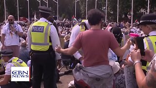 UK Unrest Boiling Over into Civil War?