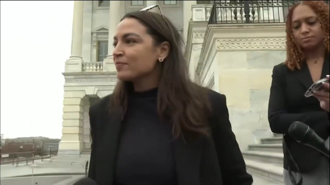 AOC Accuses Vance of Believing Americans Should Be Assassinated in the Street