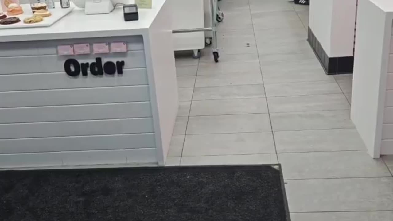 Diesel is live!-MJy7MDW7eeU-2