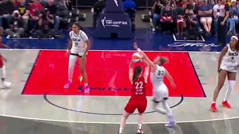 Caitlin Clark breaks ankles on a pinpoint assist for easy layup. WNBA