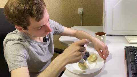 Вкус жизни: фрукты и кофе