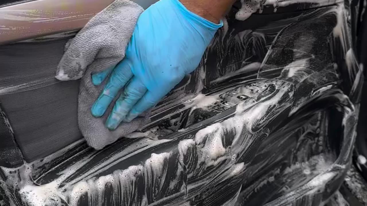 Deep Cleaning a Filthy Car Interior.