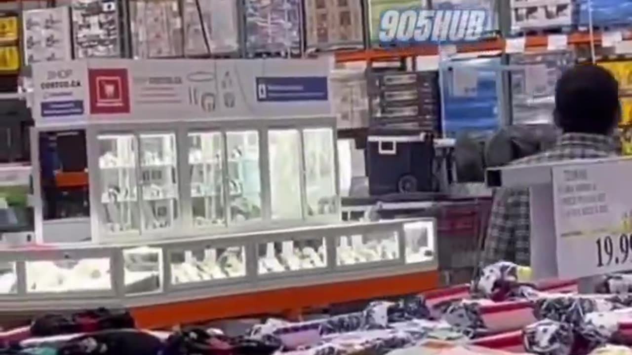 Smash N Grab At The Jewelry STOH!?
