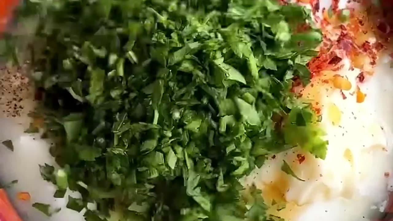Creamy Cucumber and Carrot Salad