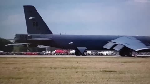 B-52 Taxi,Line Up & Take Off