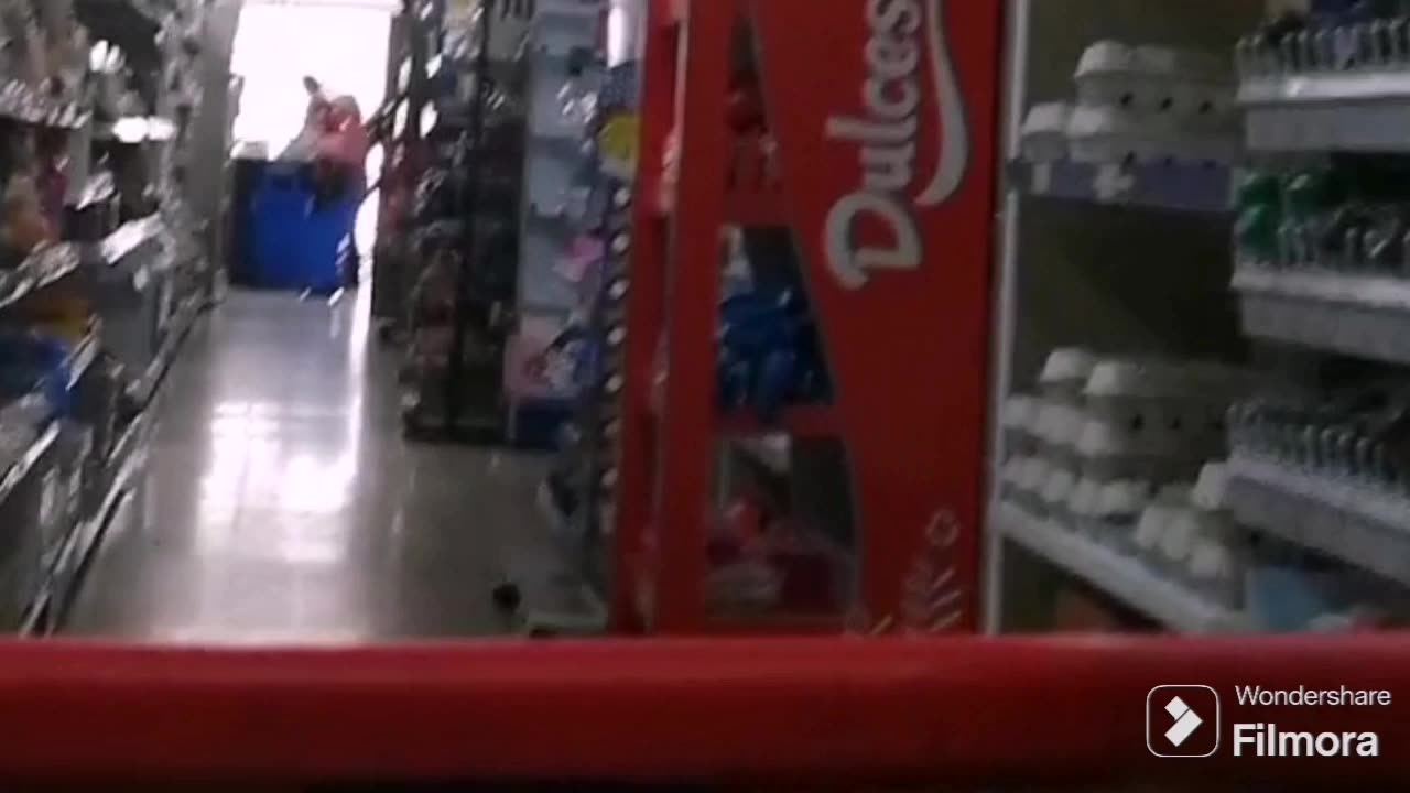 Evitando que un jovenlandés robe en el supermercado