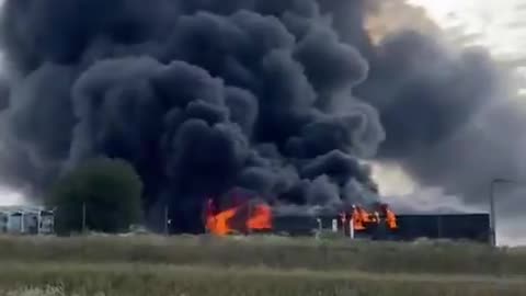 #PILNE: Pożar hali w miejscowości Jankowy w powiecie kępińskim.