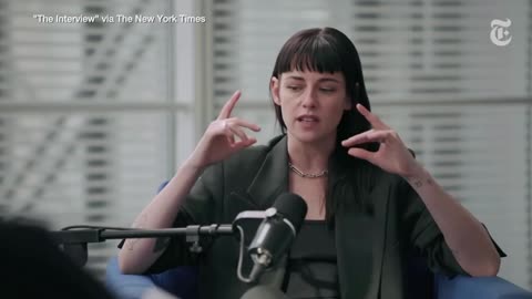 Kristen Stewart Slams Hollywood as “Capitalist Hell” While Enjoying Millions in Fame and Privilege