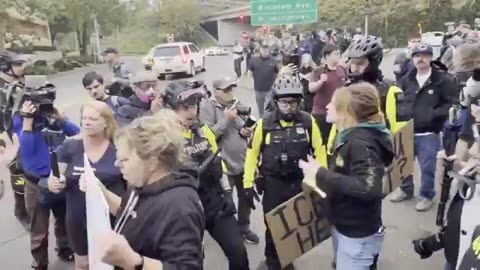Antifa are fully protected by Portland Police