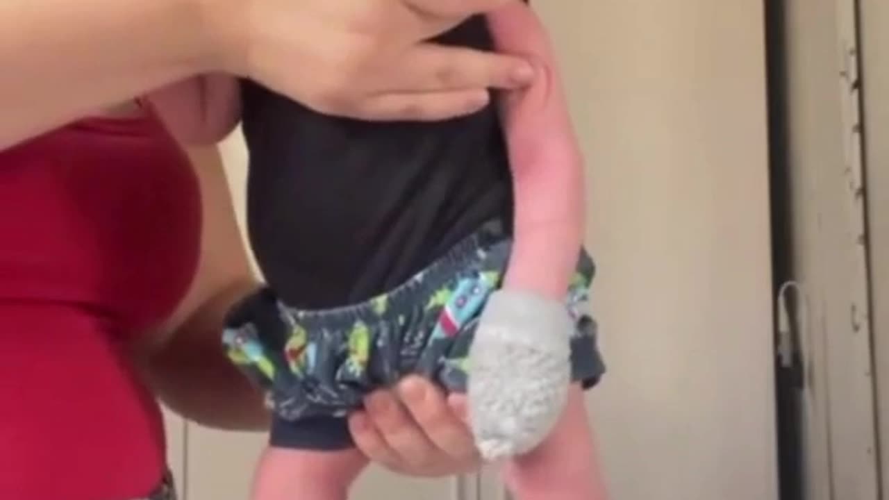 Parents making their babies dance to popular tunes—cute or too much?👶What do you think of this trend