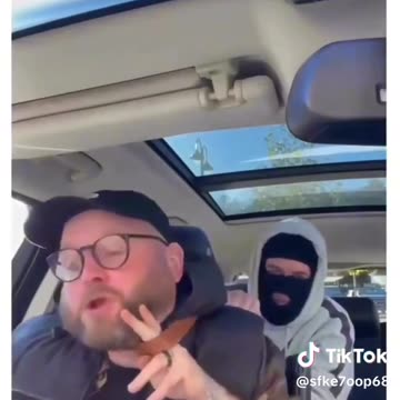 GUARDA solo se hai bisogno di una bella risata ad alta voce 🤣😂😆