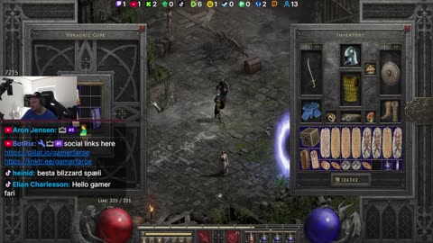 playing Diablo 2 Resurrected class Sorceress