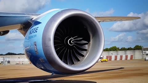 Rolls Royce-Engine Start