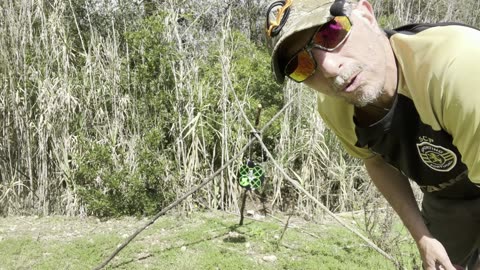 Probando diferentes tipos de balines y un trípode de supervivencia.