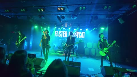 Faster pussycat ( live)
