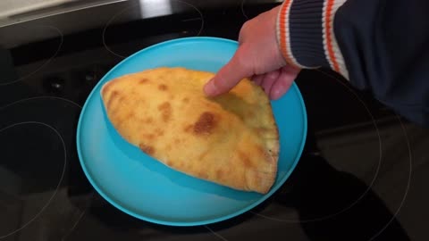 CALZONE BY DETMURDS