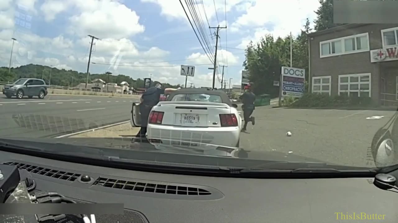 Waterbury traffic stop leads to gun, marijuana arrest