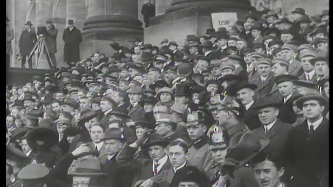 [STOCK NEWSREEL EXCERPTS] - [STOCK NEWSREEL EXCERPTS] - cbs-cbswwi-35